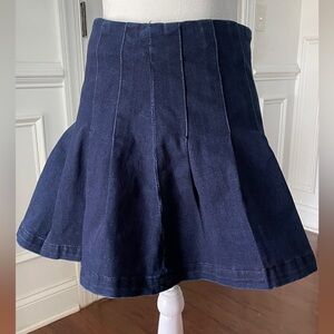 Paris Hilton Blue Denim Pleated Mini Skirt Size 2
